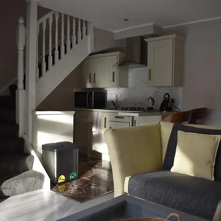 بيت للعطل Alensgrove Maisonette C